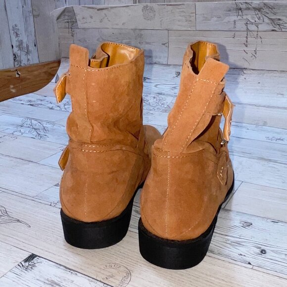 Guilty Soles Kiera Tan Vegan Suede Booties - Picture 4 of 5